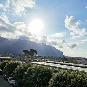 Le Metro Carini